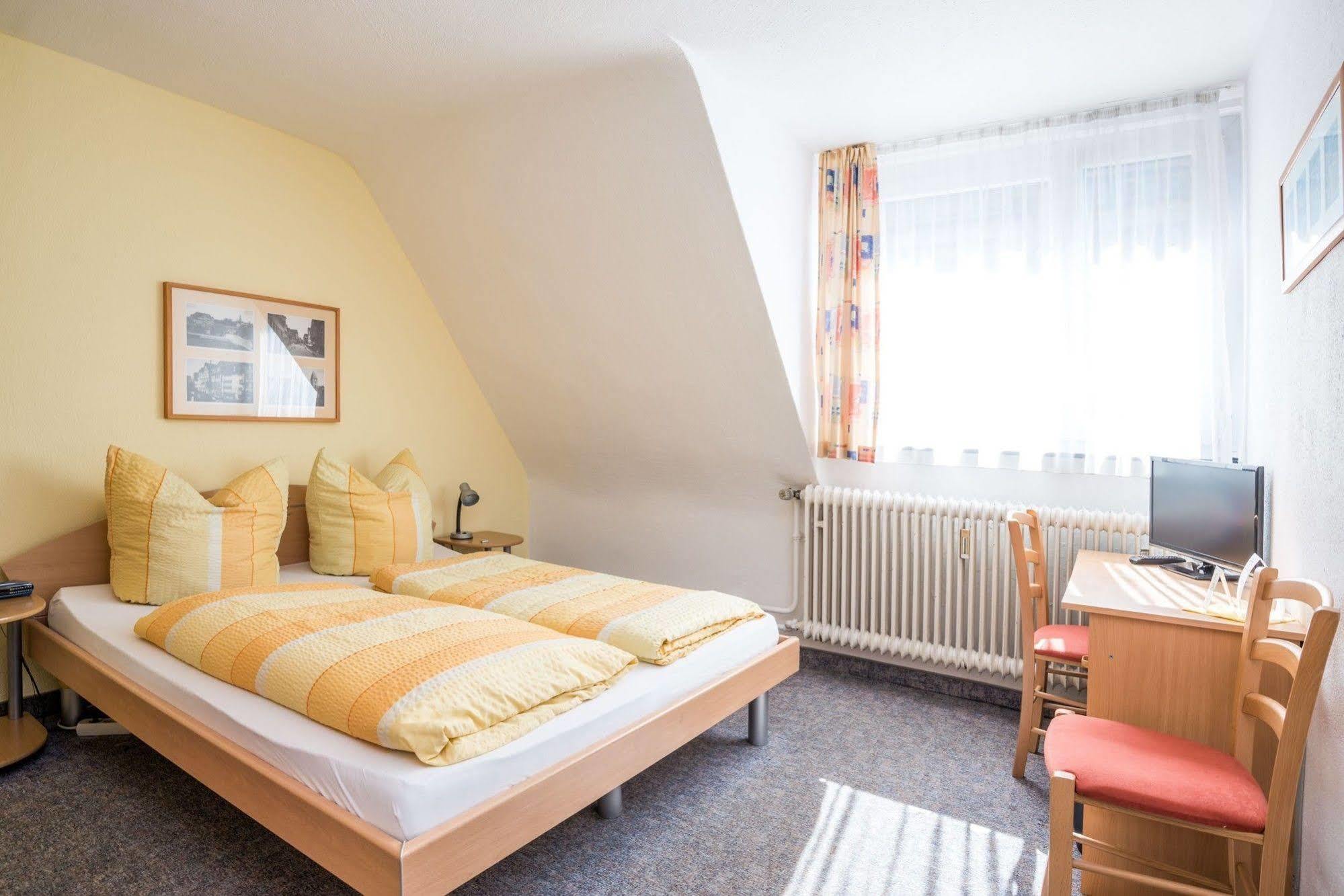 Ulmer Muenster Hotel Buitenkant foto