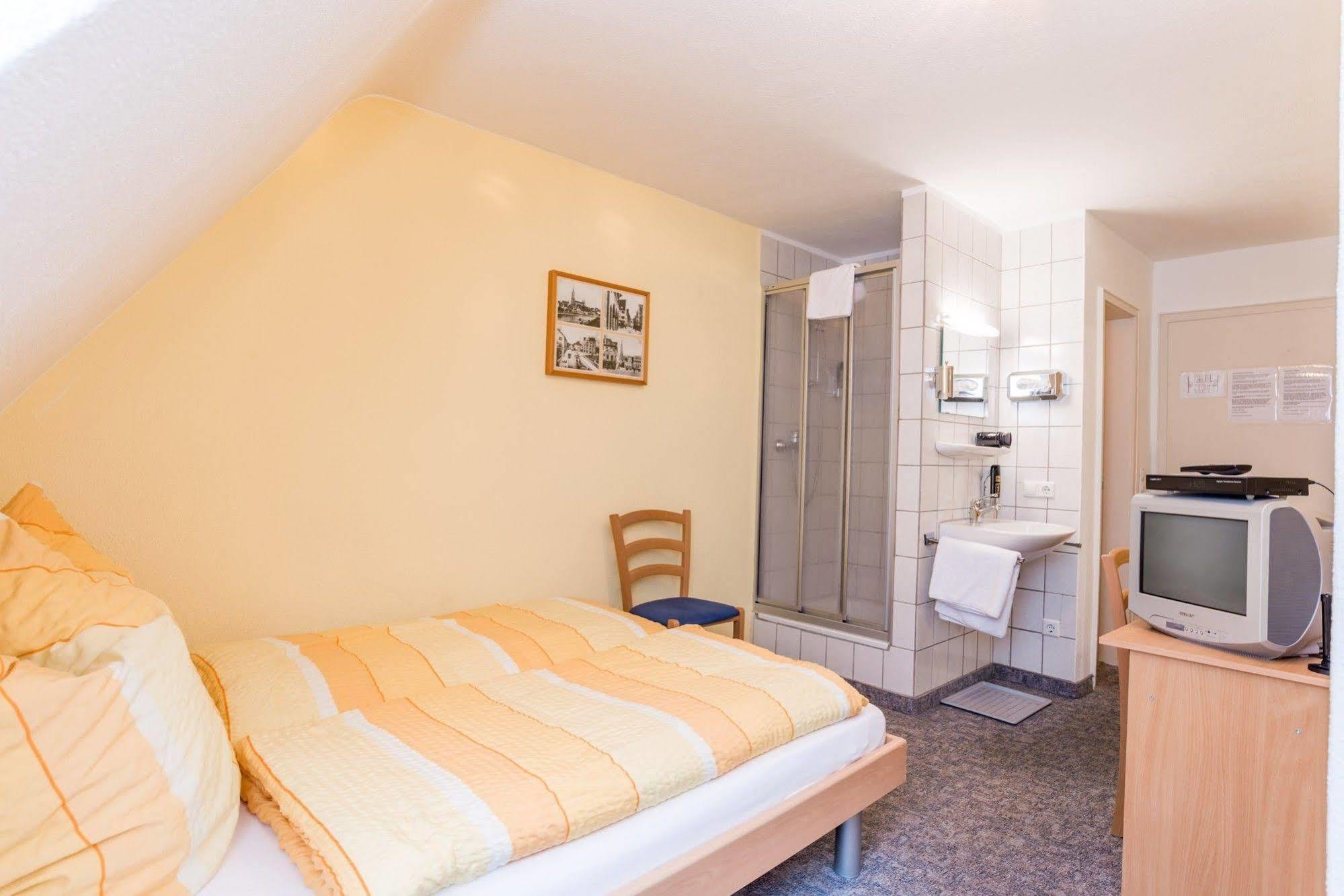Ulmer Muenster Hotel Buitenkant foto