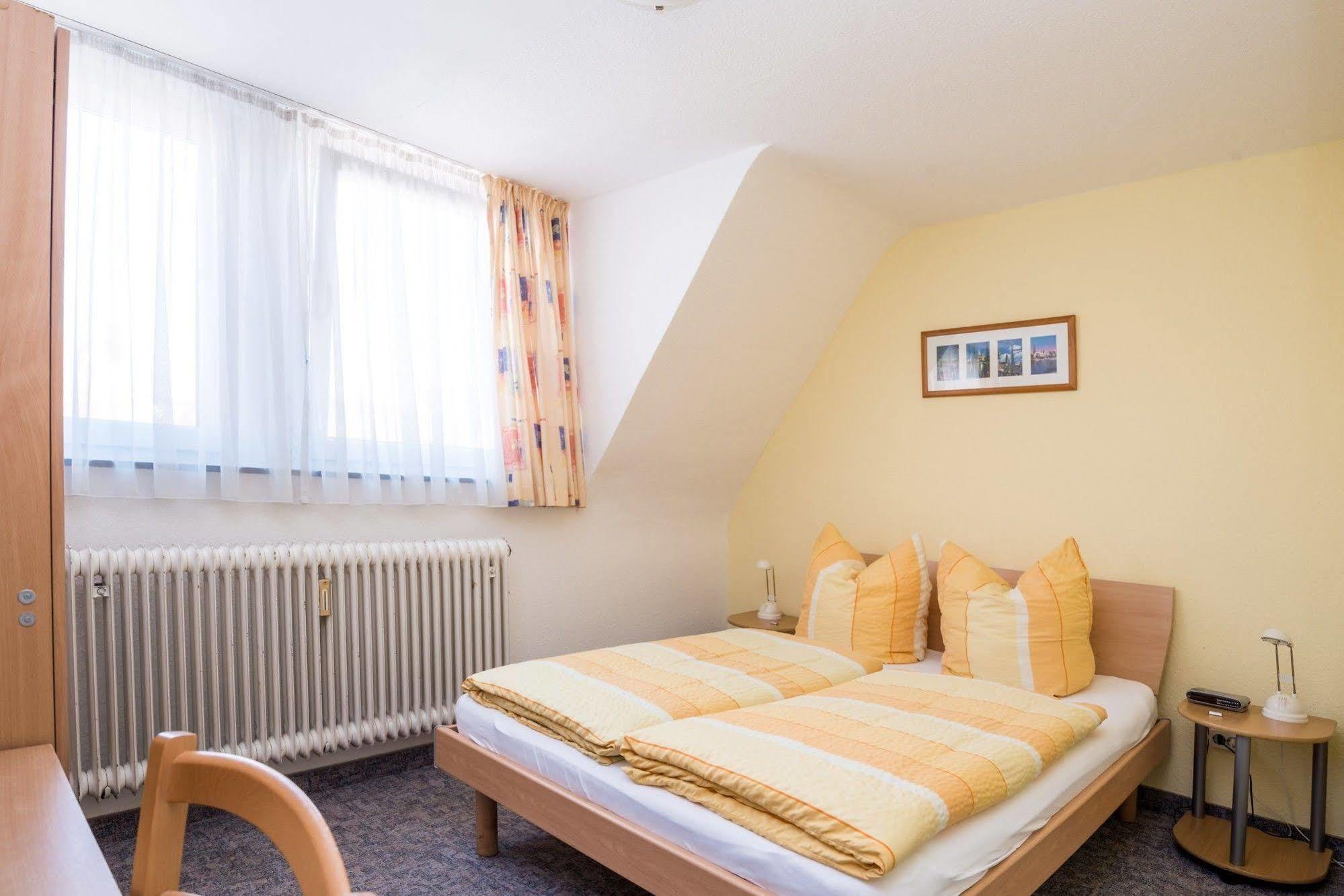 Ulmer Muenster Hotel Buitenkant foto